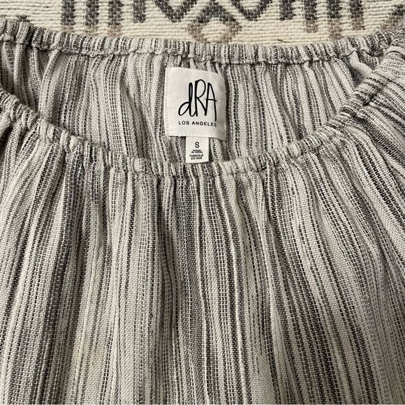 DRA/Anthropologie Los Angeles Cropped Off The Shoulder Fringe Top Sz-S - Picture 2 of 9